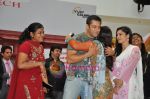 Salman Khan dances with Kids at Veer Ka Darbar in Inorbit, Mumbai on 22nd Jan 2010 (27).JPG